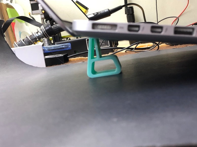 Support ergonomique pour Macbook Pro avec inclinaison de 120