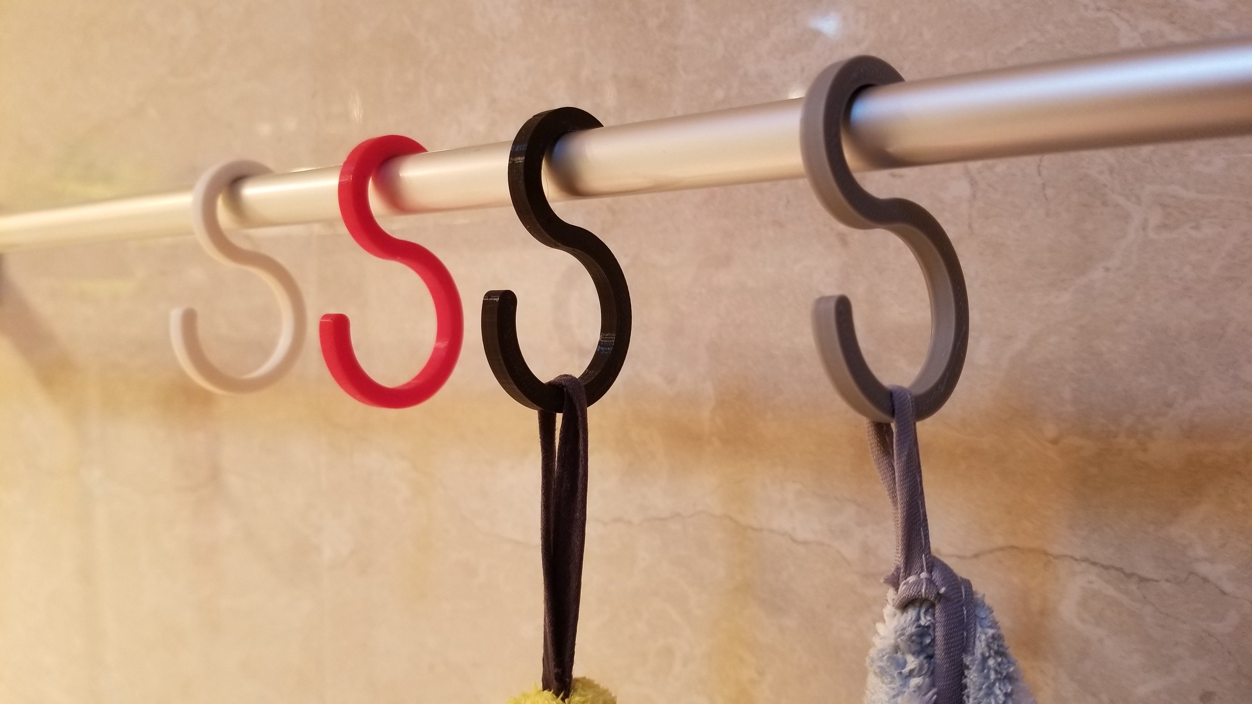 Crochets en S OpenSCAD personnalisables pour la salle de bain et la cuisine
