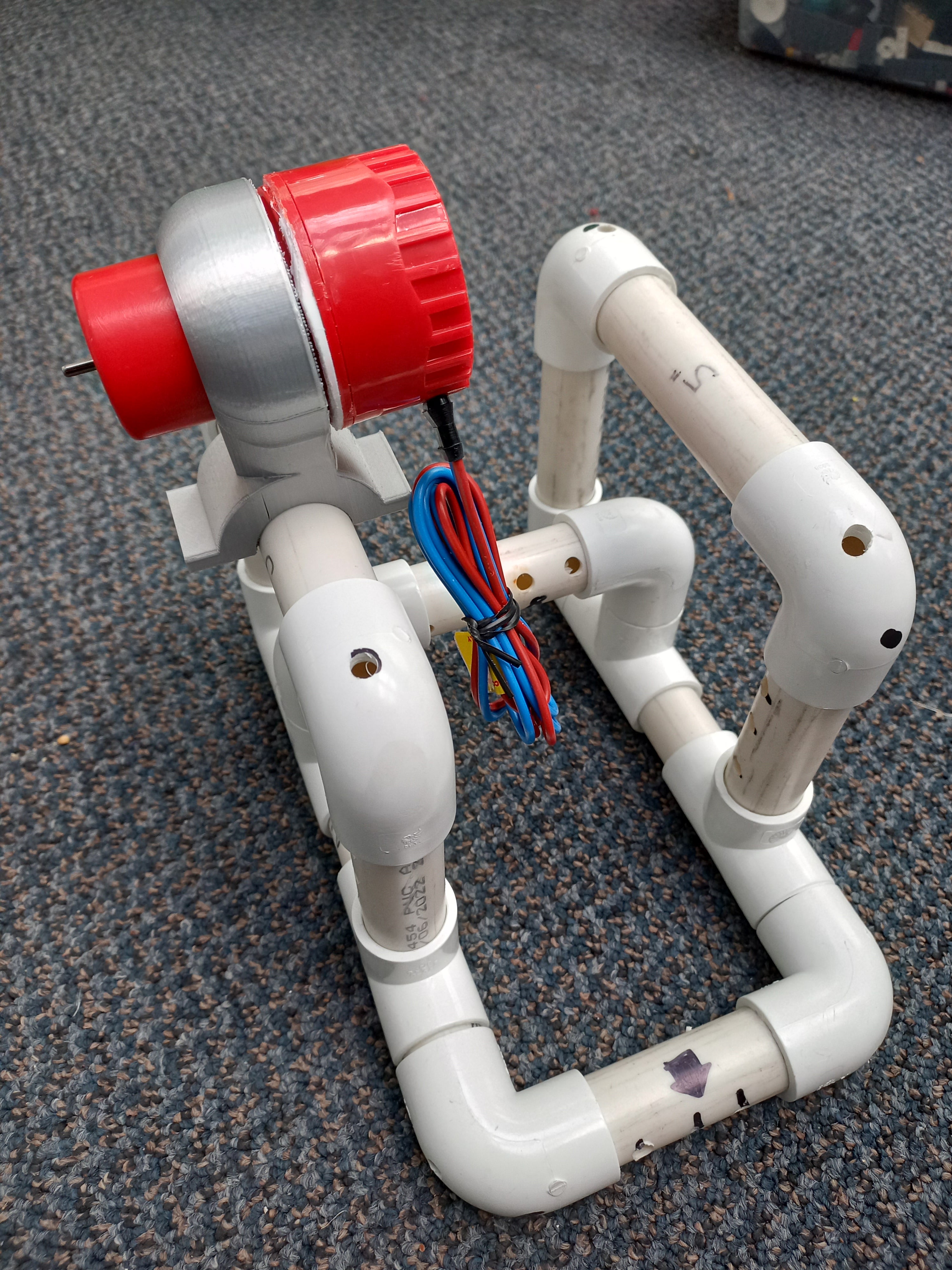 Connexions du moteur de pompe de cale ROV