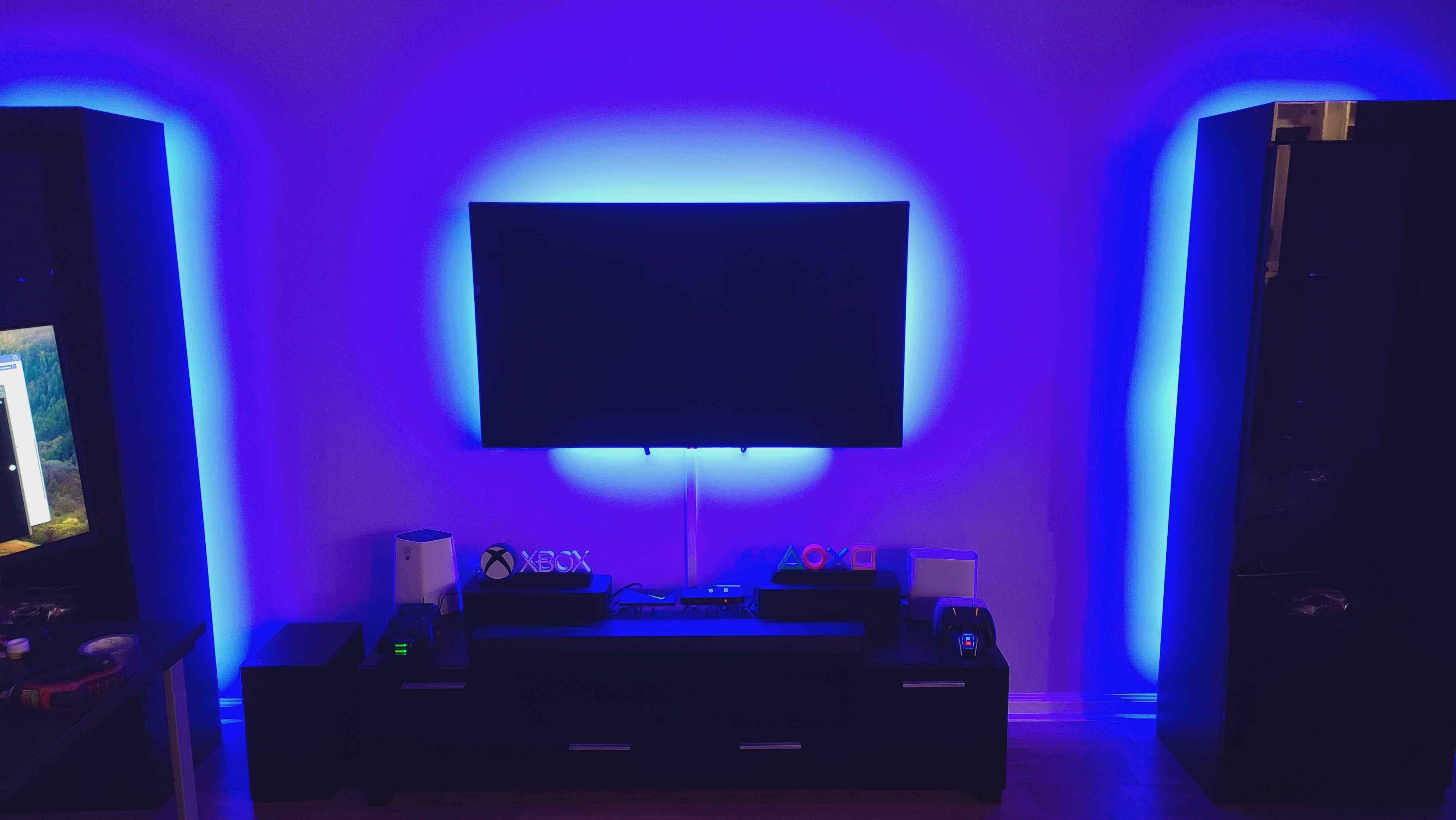 Tube lumineux Philips Hue Play Gradient Montage mural