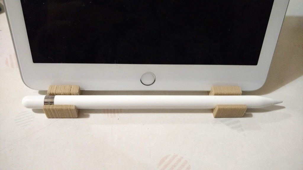 Support simple pour iPad avec support pour Apple Pencil