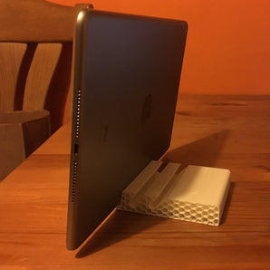 Support iPad réglable avec design en nid d'abeille