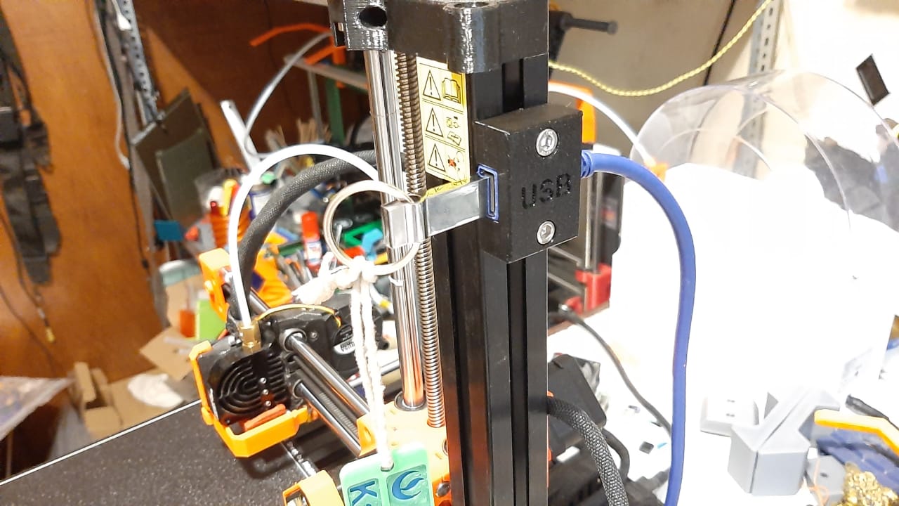Support de câble USB pour extrusion Original Prusa Mini 3030
