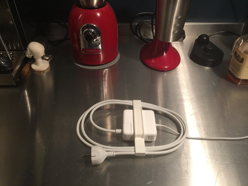 Mac Book Pro - Clip de câble d'alimentation et Bumper
