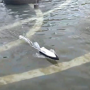 Bateau de vitesse télécommandé puissant