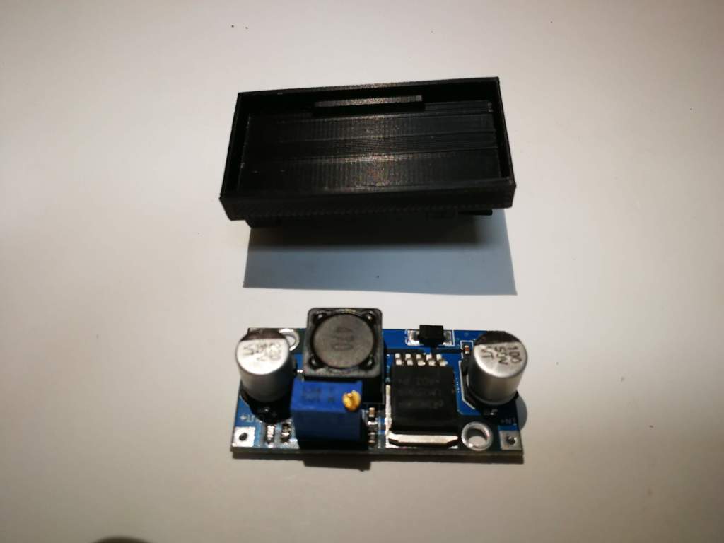 Support pour convertisseur DC-DC LM2596 sur rail DIN