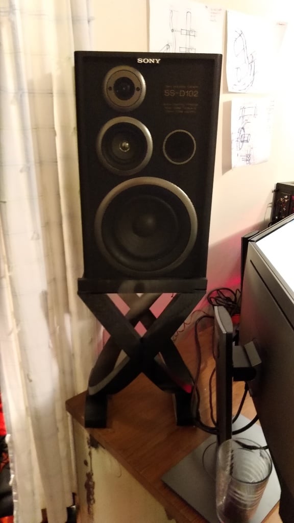 Supports d'enceintes pour bureau avec rangement