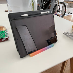 Support iPad polyvalent pour un confort de visionnage optimal