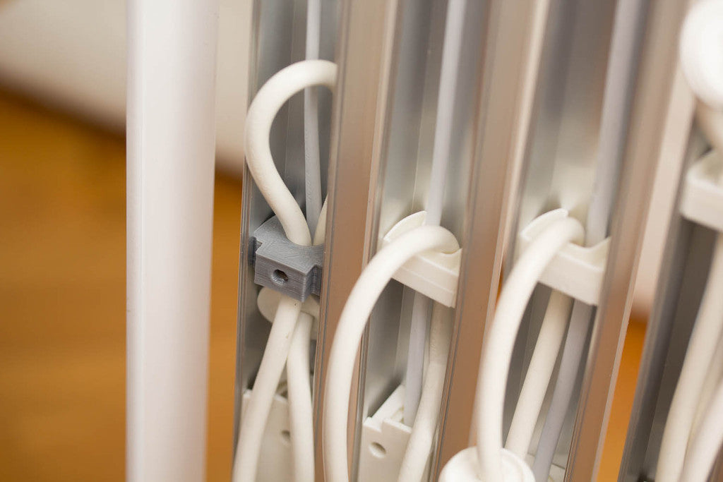 Serre-tube LED pour gestion des câbles