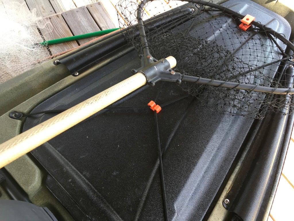 Clip de bungee pour le kayak Native Titan 12