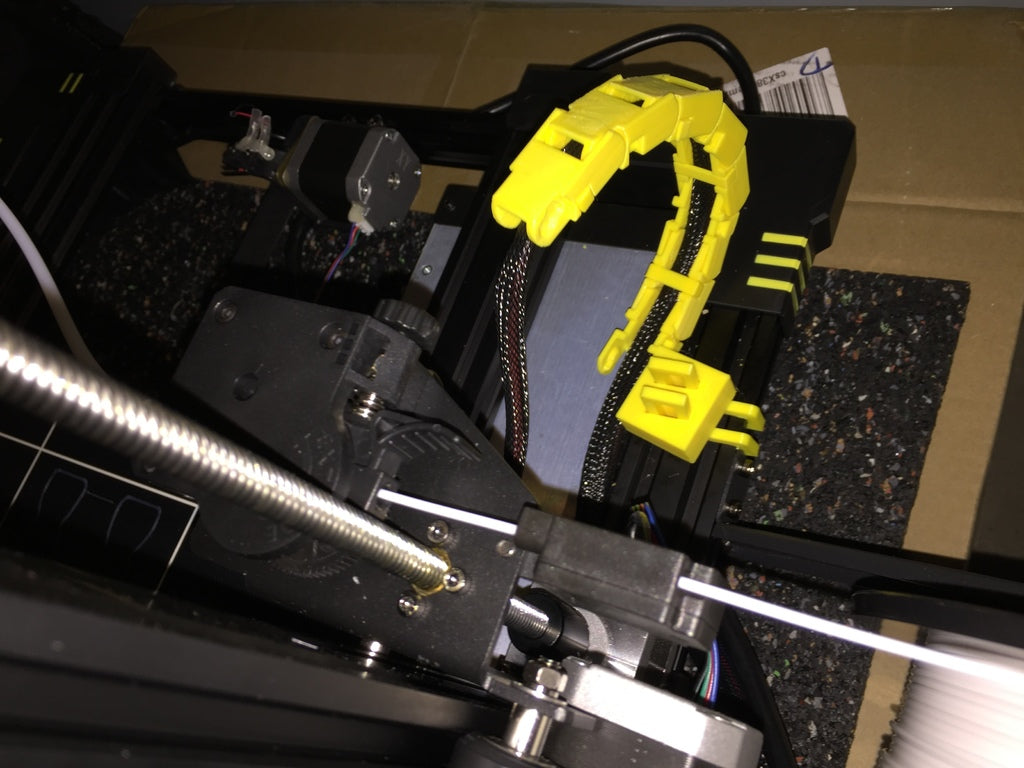 Clip-on pour la chaîne de câbles de lit d'impression Anycubic Chiron remix
