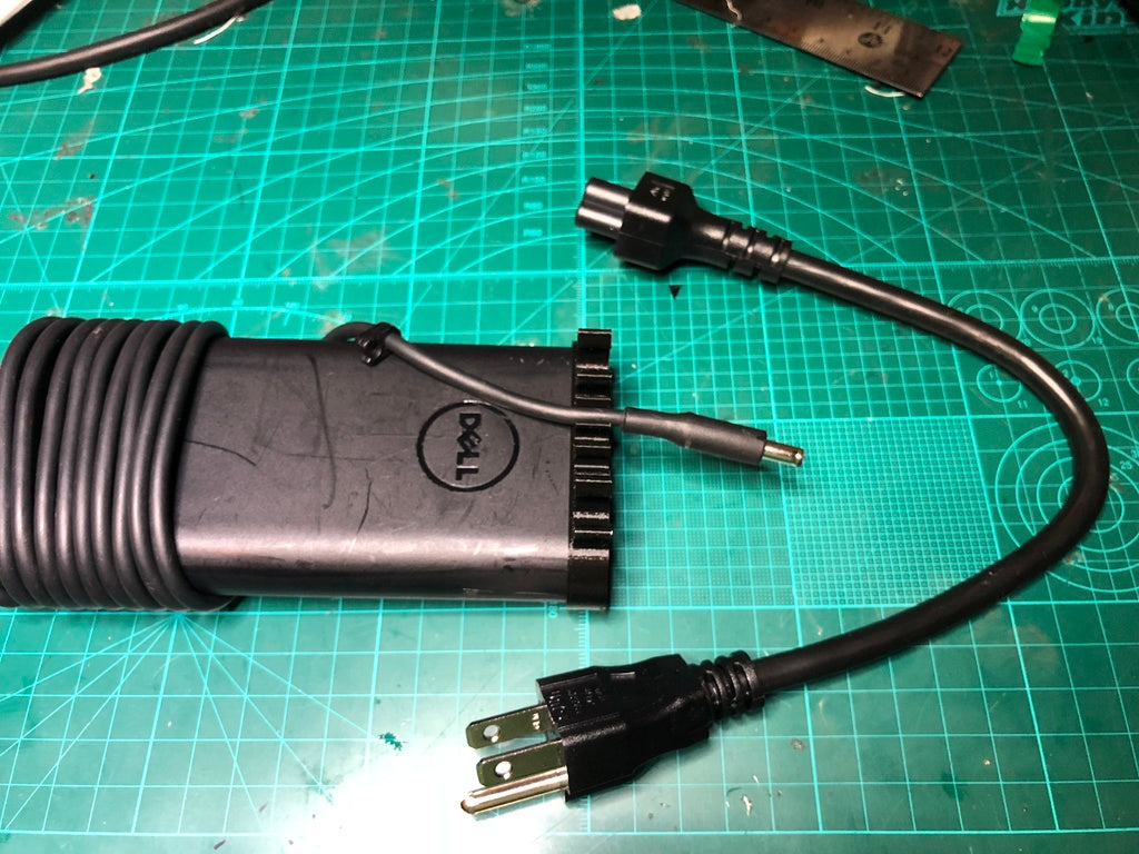 Clip de câble pour l'adaptateur secteur Dell XPS