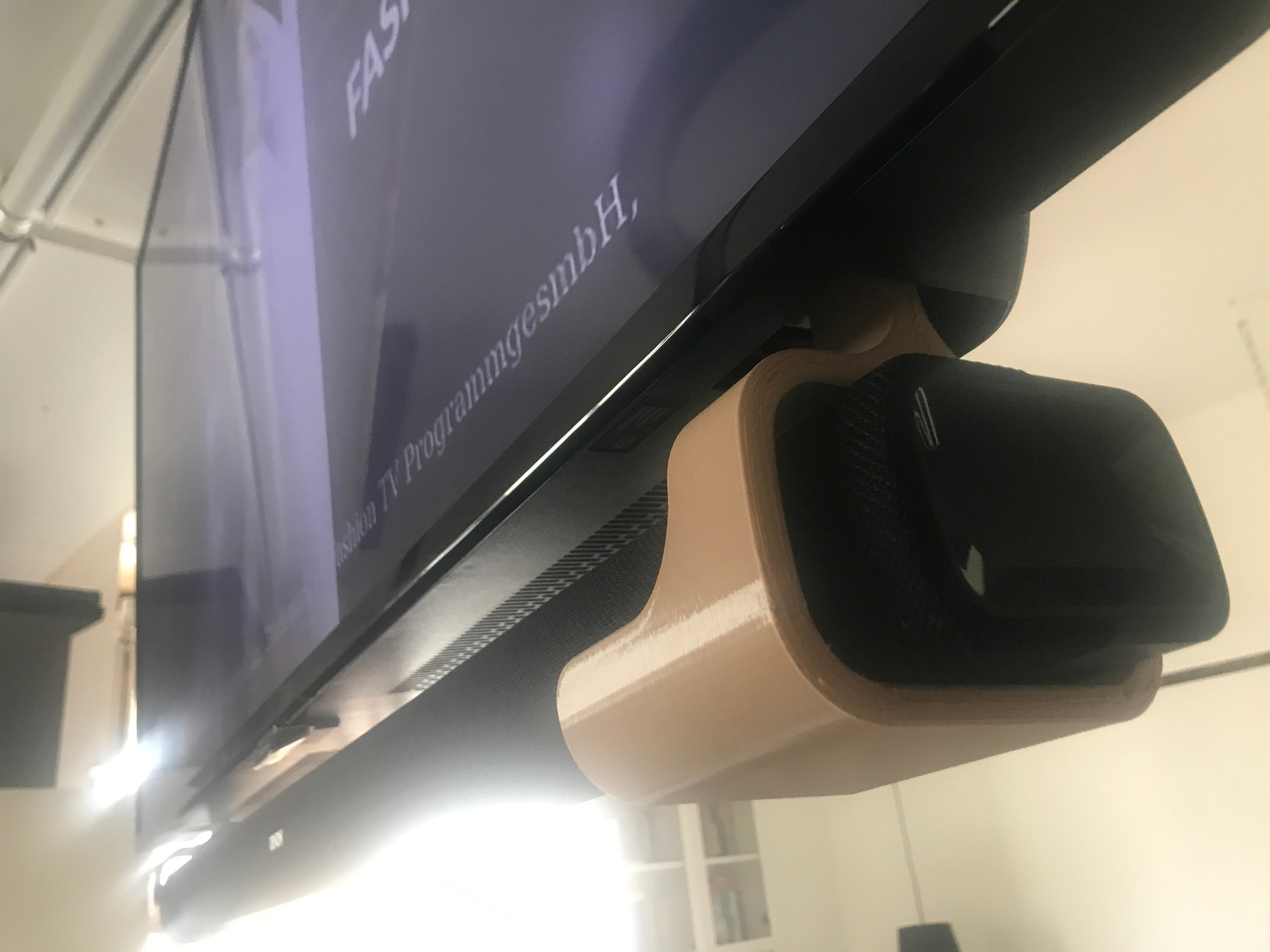 Support pour barre de son Denon sous TV Philips