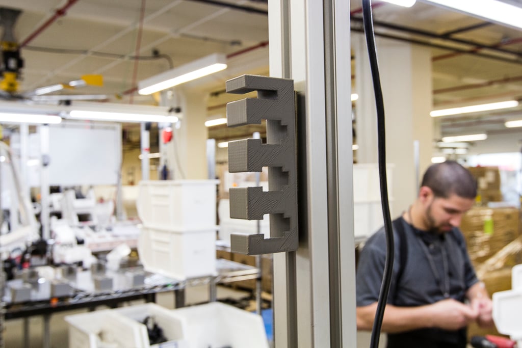 Support de câble pour cadres 80/20 et Bosch Rexroth