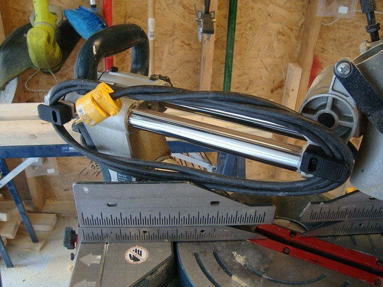 Support de câble pour outils