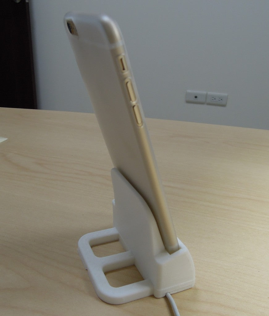 Station d'accueil pour iPhone6 et 6 Plus avec pavillon de haut-parleur et passage de câbles réglable