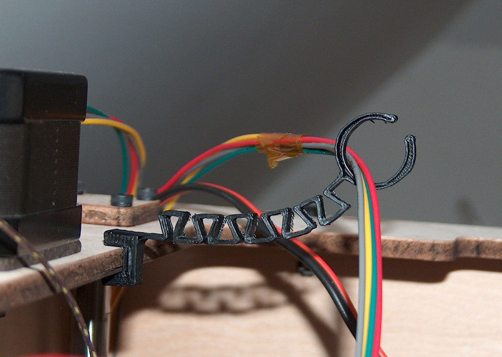 Clip de câble flexible pour Makerbot Thing-O-Matic