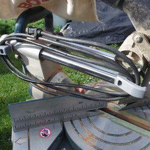 Clips de gestion des câbles pour scie à onglet Bosch 10"