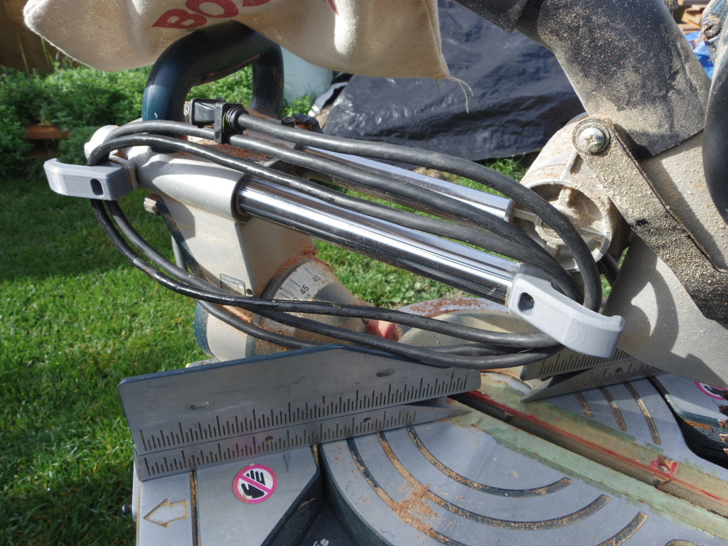 Clips de gestion des câbles pour scie à onglet Bosch 10"