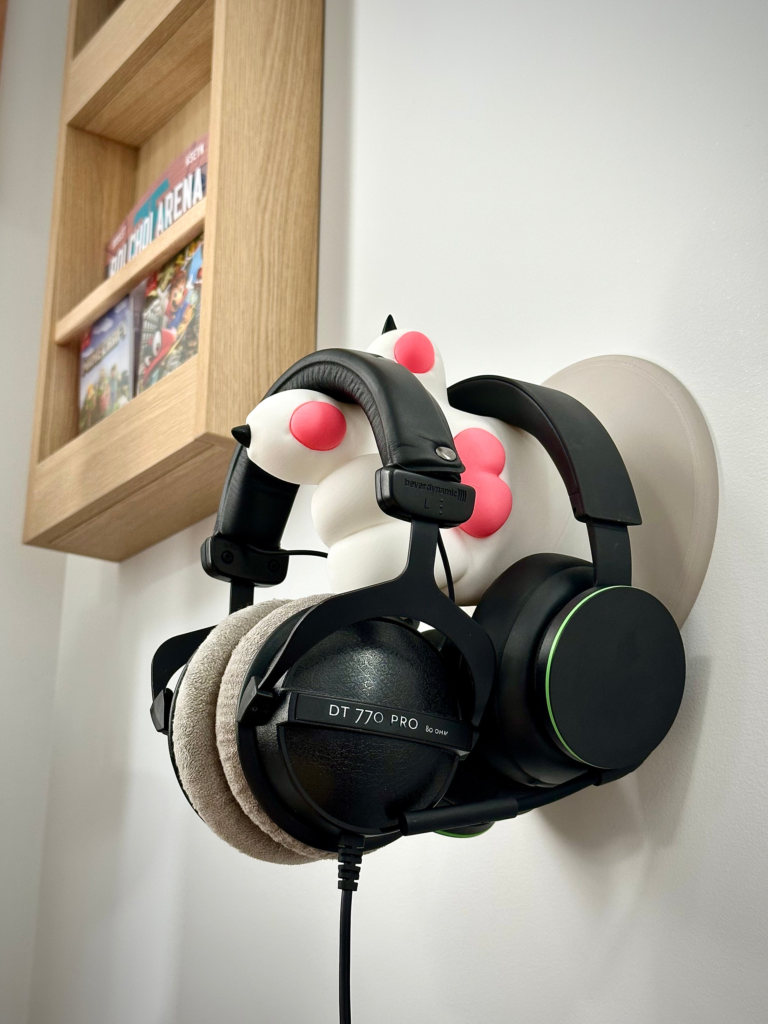 Support mural Patte de chat pour casque et sacs
