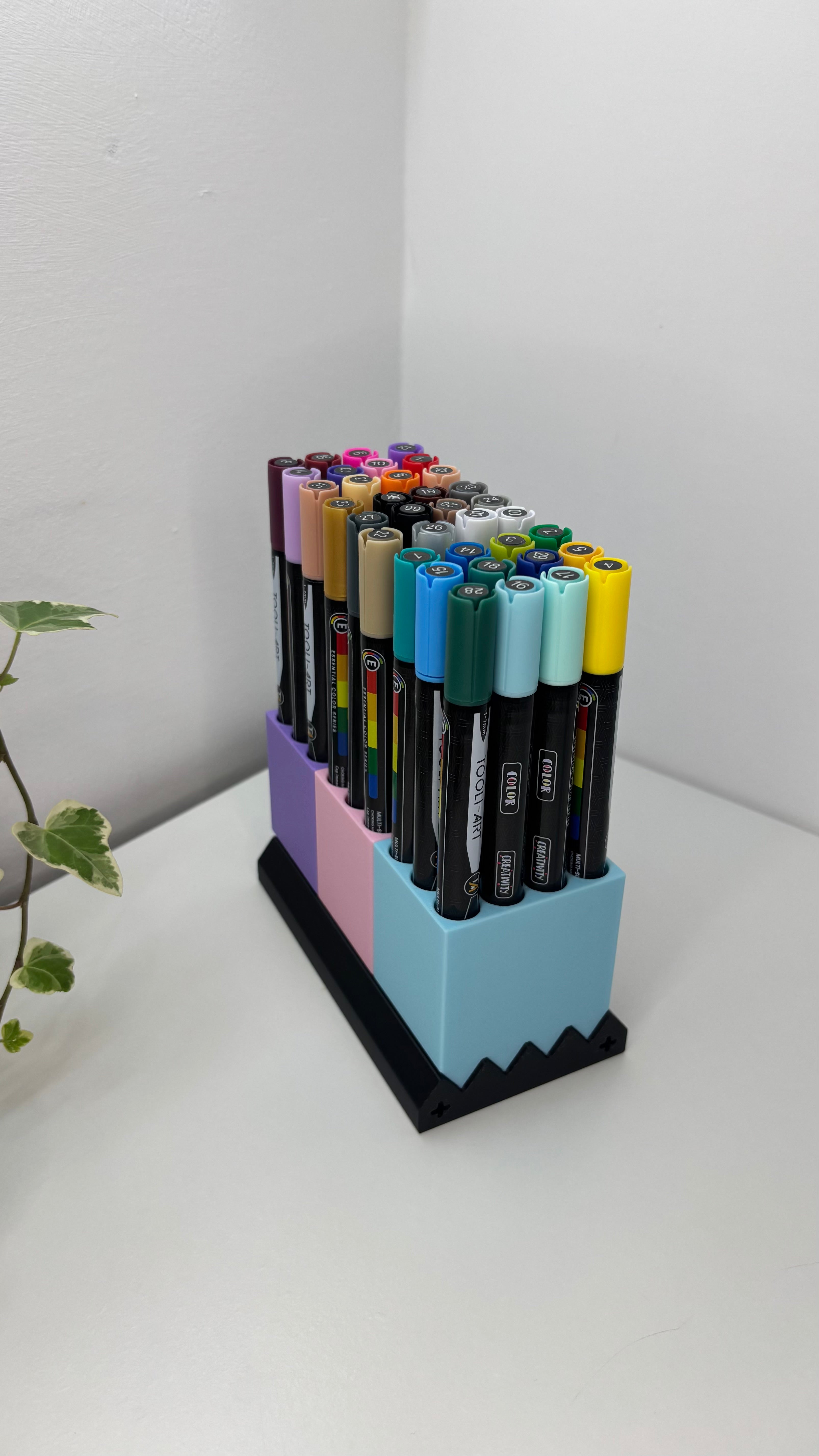 Porte-marqueurs et stylos modulaires - Organisateur de bureau imprimé en 3D personnalisable
