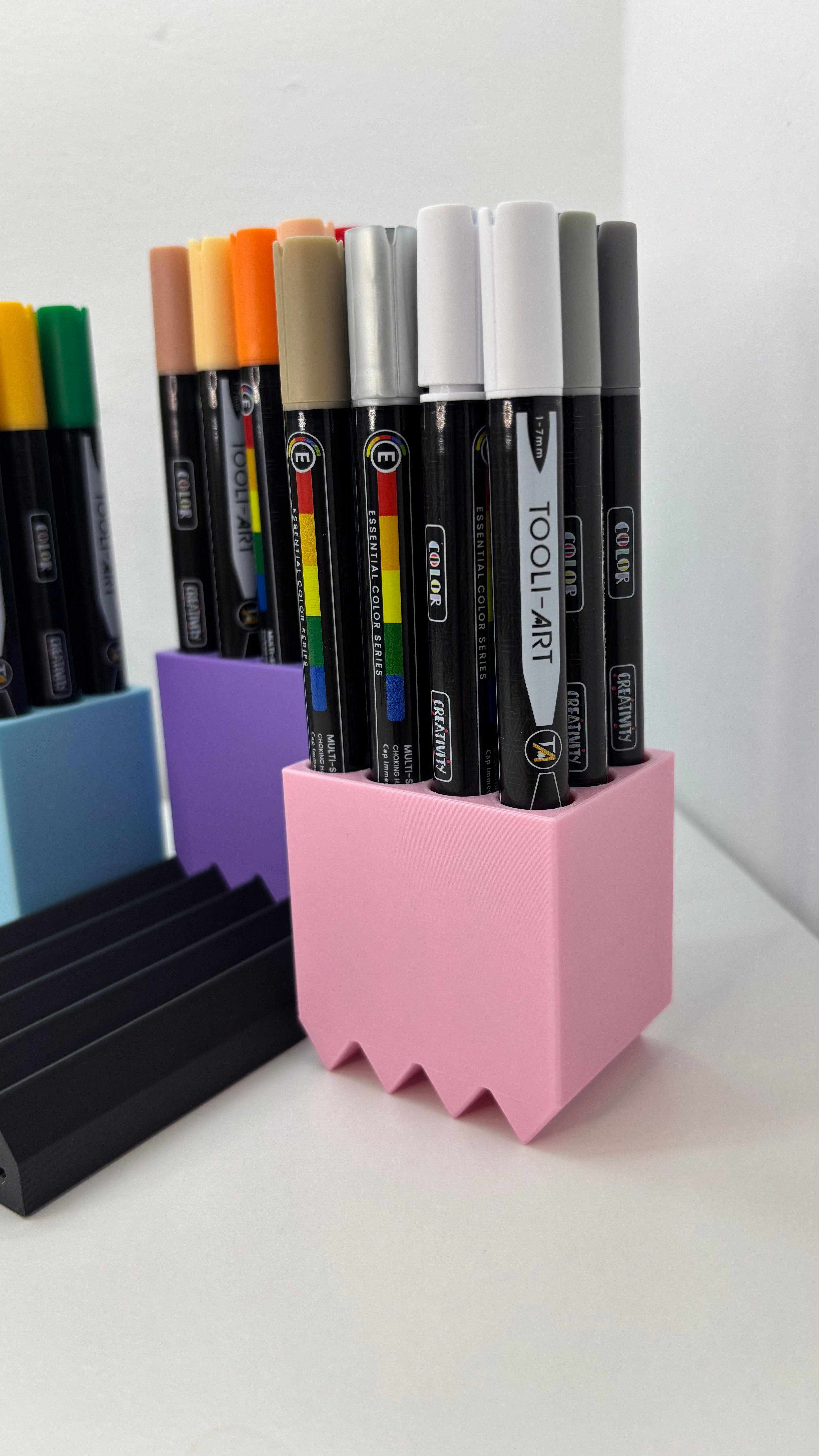 Porte-marqueurs et stylos modulaires - Organisateur de bureau imprimé en 3D personnalisable