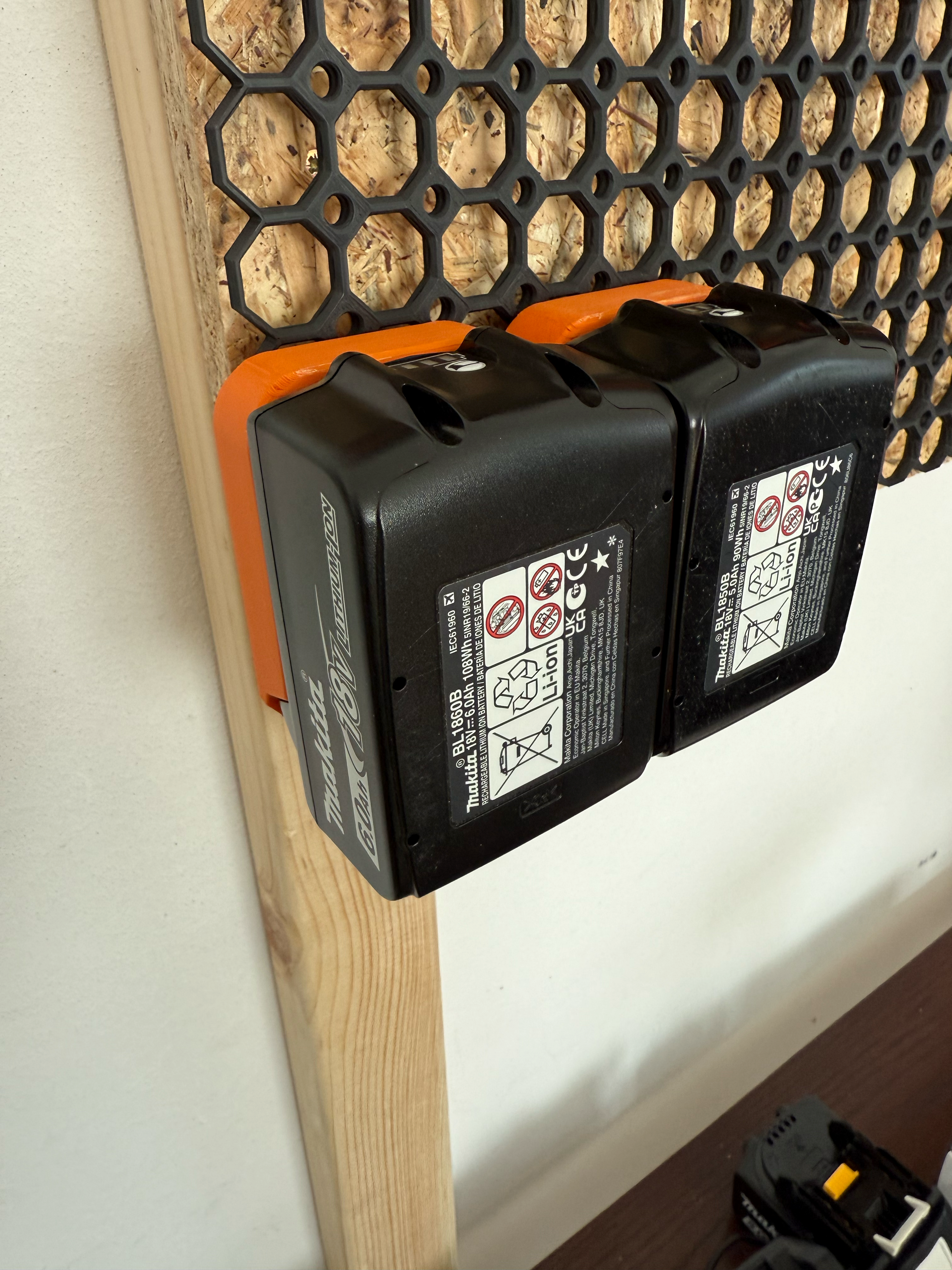 Support de batterie Makita LXT pour Multiboard avec verrou T-bolt