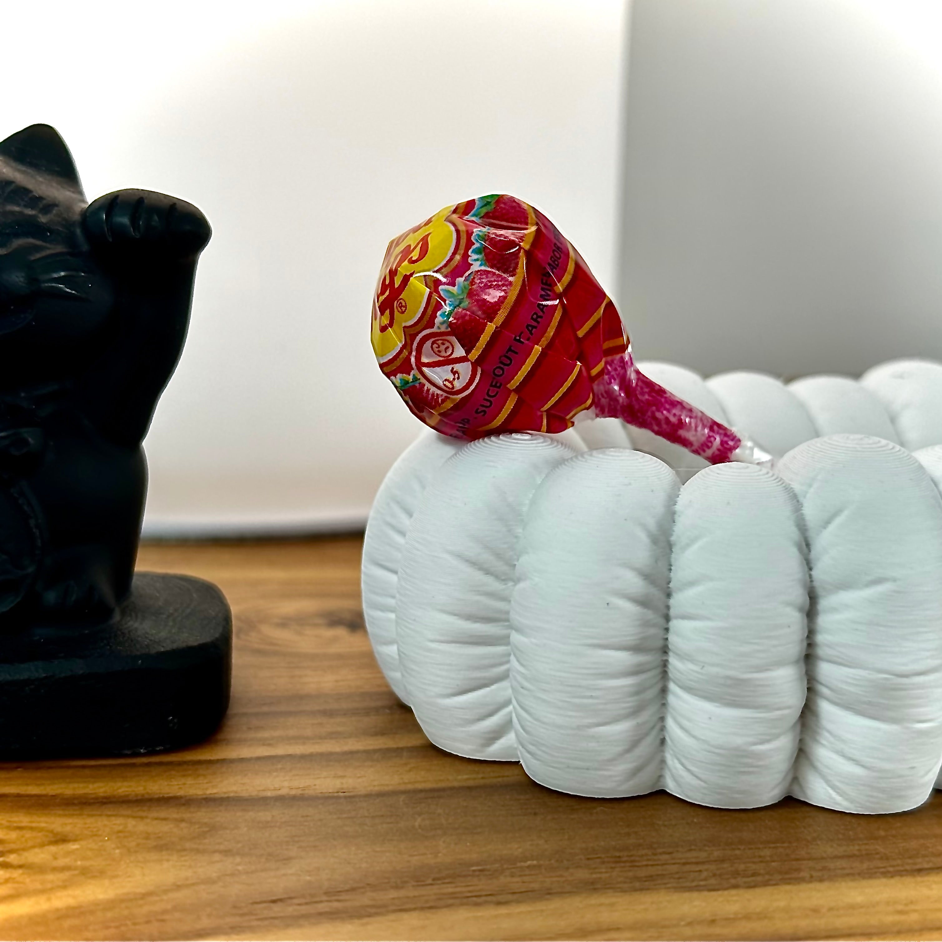 Plateau moderne pour le rangement de petits objets sur bureau