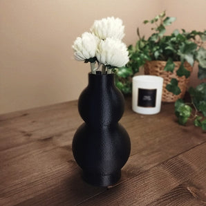 Vase moderne avec deux courbes élégantes
