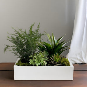 Jardinière rectangulaire moderne au design minimaliste
