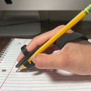 SquiggleAide aide à l'écriture ergonomique pour force de préhension réduite
