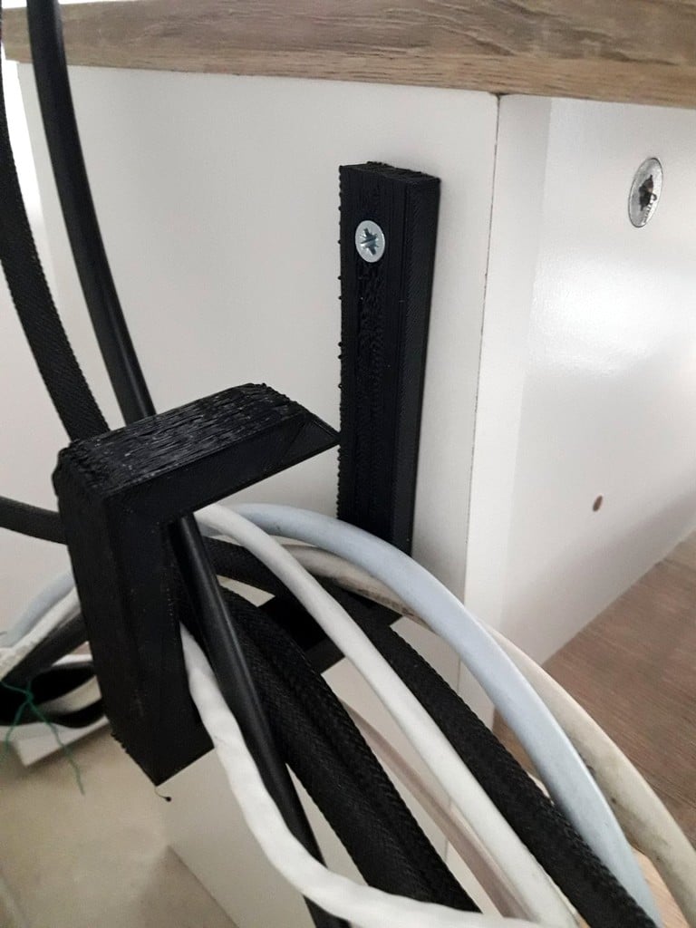 Support et support de câble flexibles pour une gestion efficace des câbles