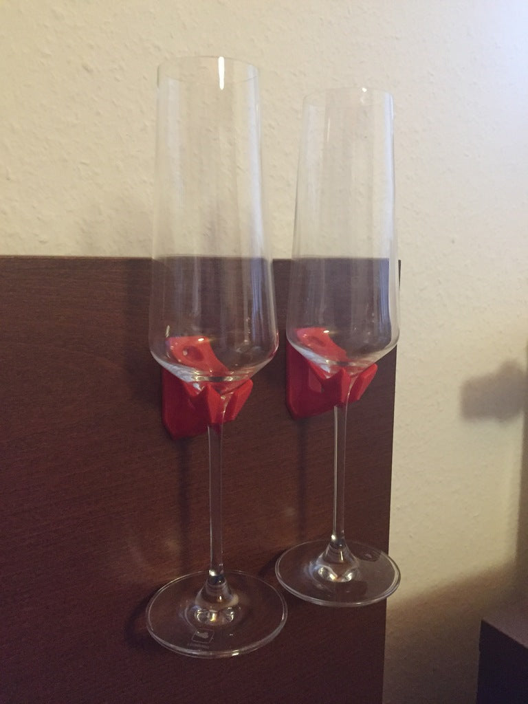 Porte-verre à champagne élégant pour montage mural