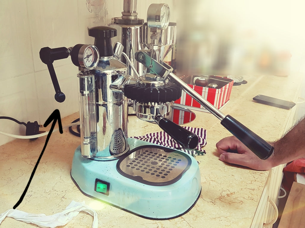 Levier de soupape de vapeur amélioré pour machine à expresso La Pavoni (1ère édition)