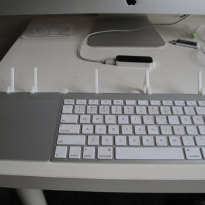 Support simple pour iPhone et iPad avec intégration du clavier et du trackpad sans fil Apple