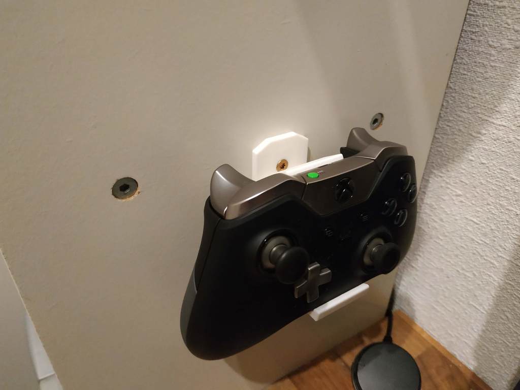 Montage mural pour manette Xbox One avec trou de vis