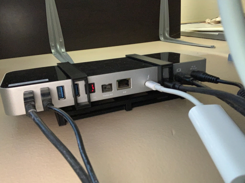 Support mural avec suspension pour station d'accueil OWC Thunderbolt 3