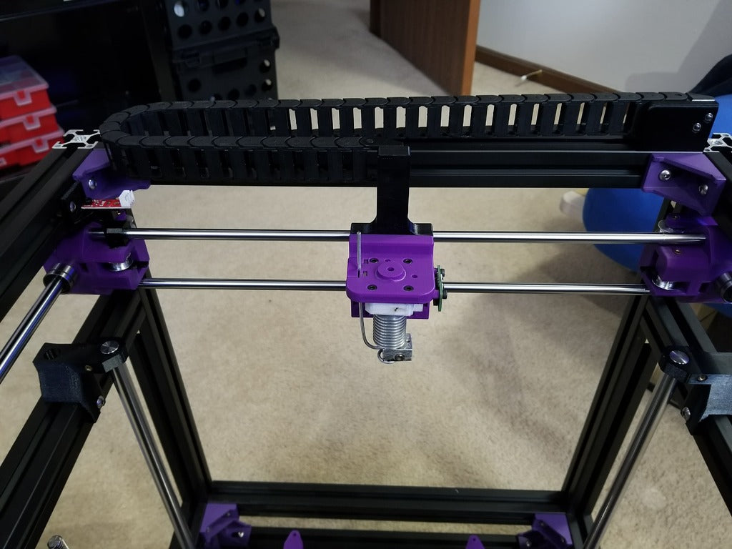 Chariot Hypercube Evolution X avec supports de chaîne porte-câbles intégrés