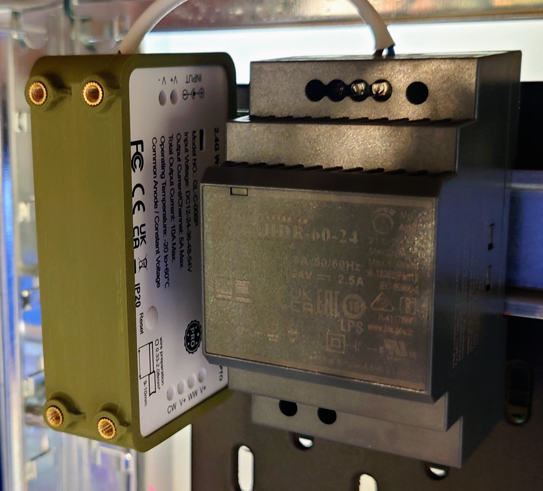 Boîtier de rail DIN pour Gledopto GL-C-006P