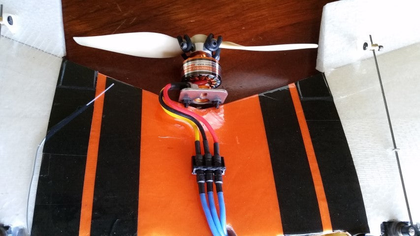 Support de fil de moteur pour avions RC et ailes volantes