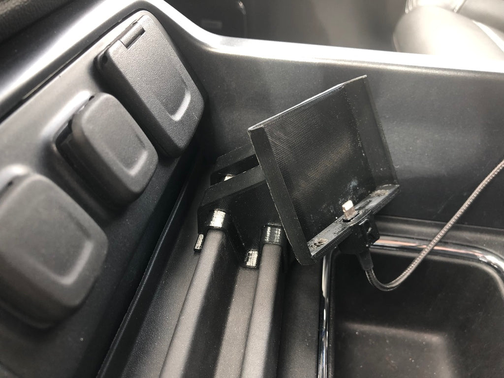 Support iPhone pour GMC Sierra/Chevrolet Silverado (2014-2018) avec console centrale