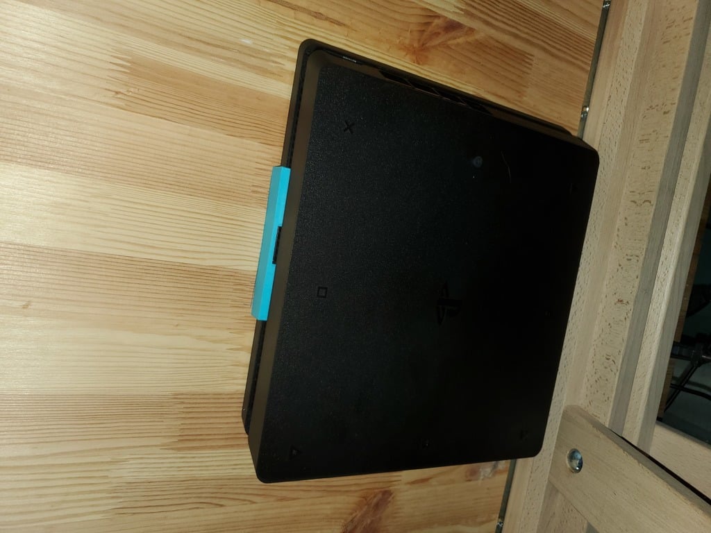 Clips de montage sous la PlayStation 4 Slim