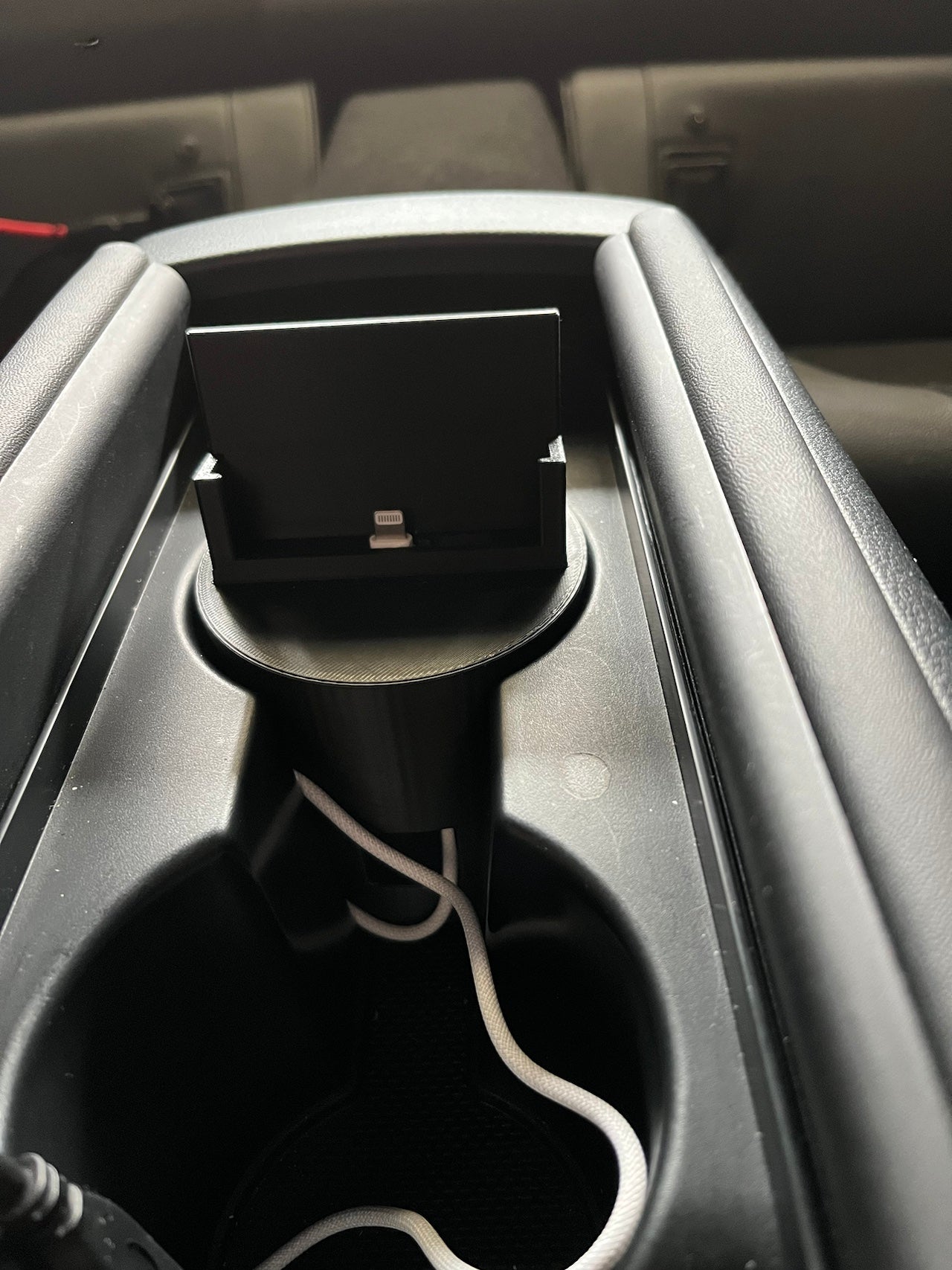Station d'accueil pour iPhone Mini dans le porte-gobelet - Toyota GR86/Subaru BRZ (2022+)