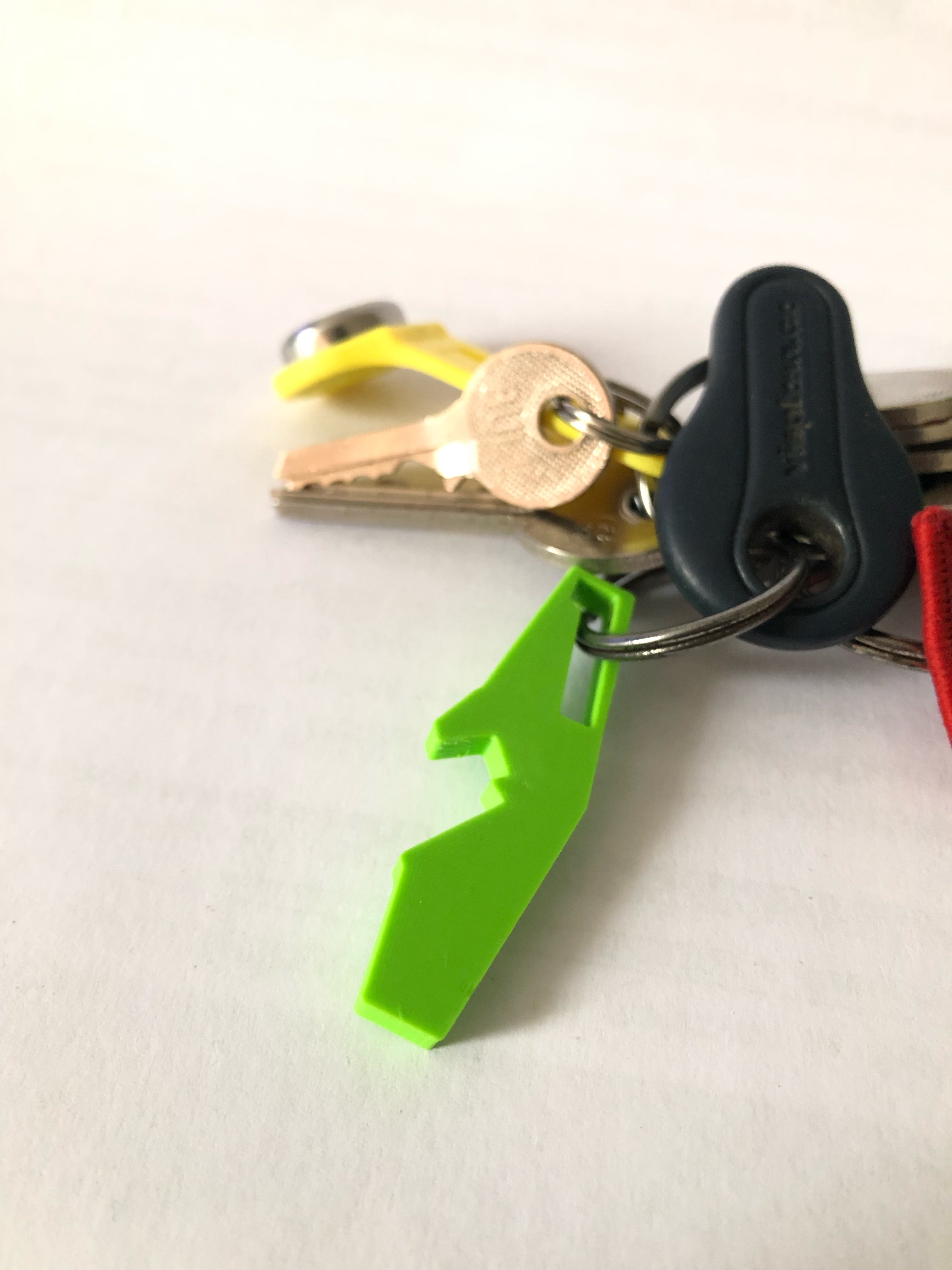 Porte-clés mini-décapsuleur