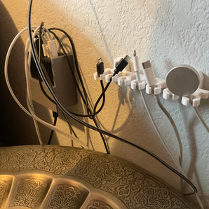 Support de câble USB pour montage mural - Organisez et optimisez l'espace