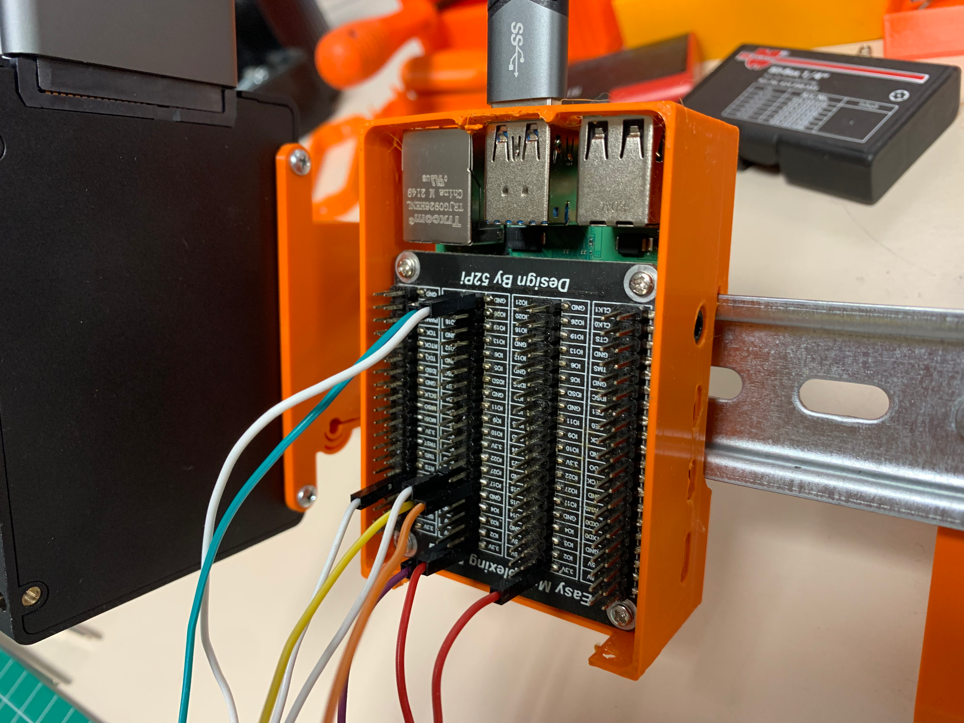 Support de rail DIN pour Raspberry Pi 4B