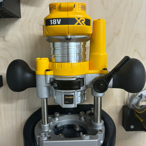 Support pour défonceuse combinée Dewalt DCW604NT - Solution de montage mural