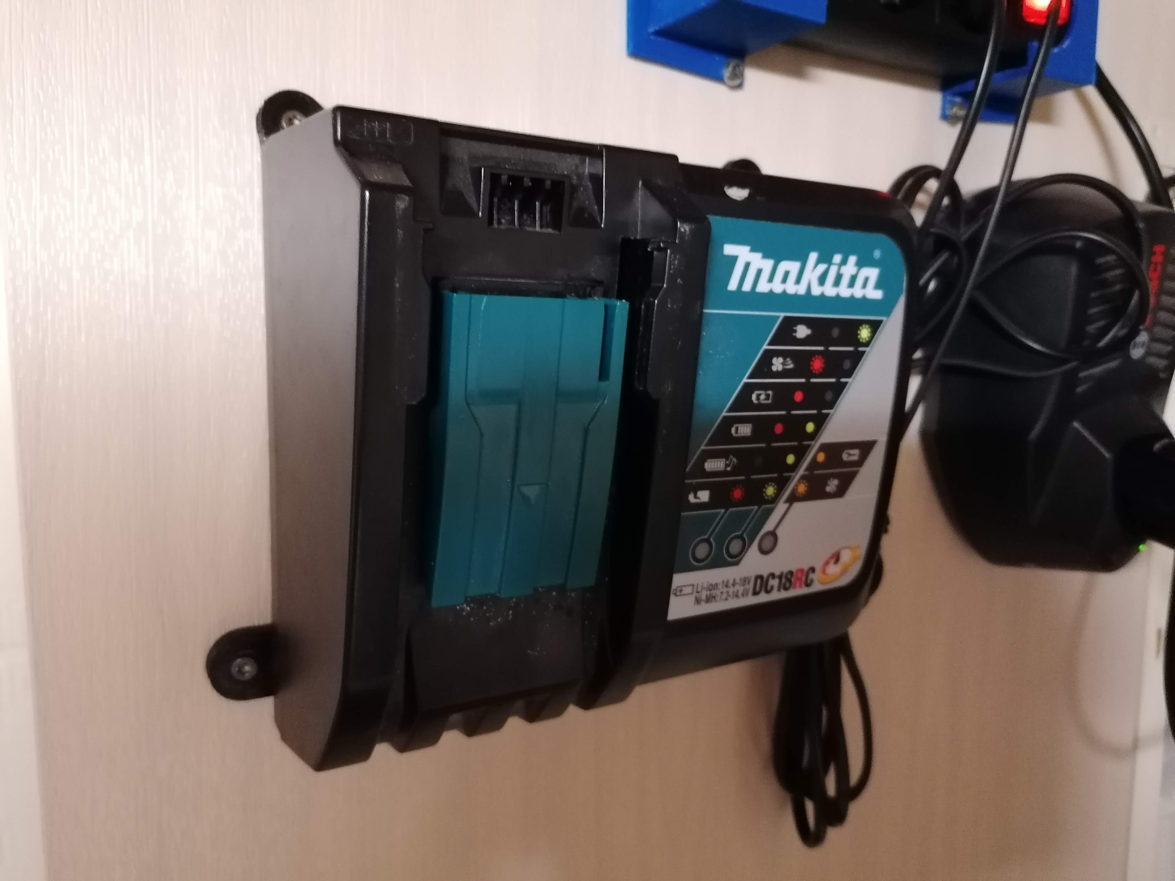 Support mural pour chargeur Makita 18V - Optimisez votre atelier