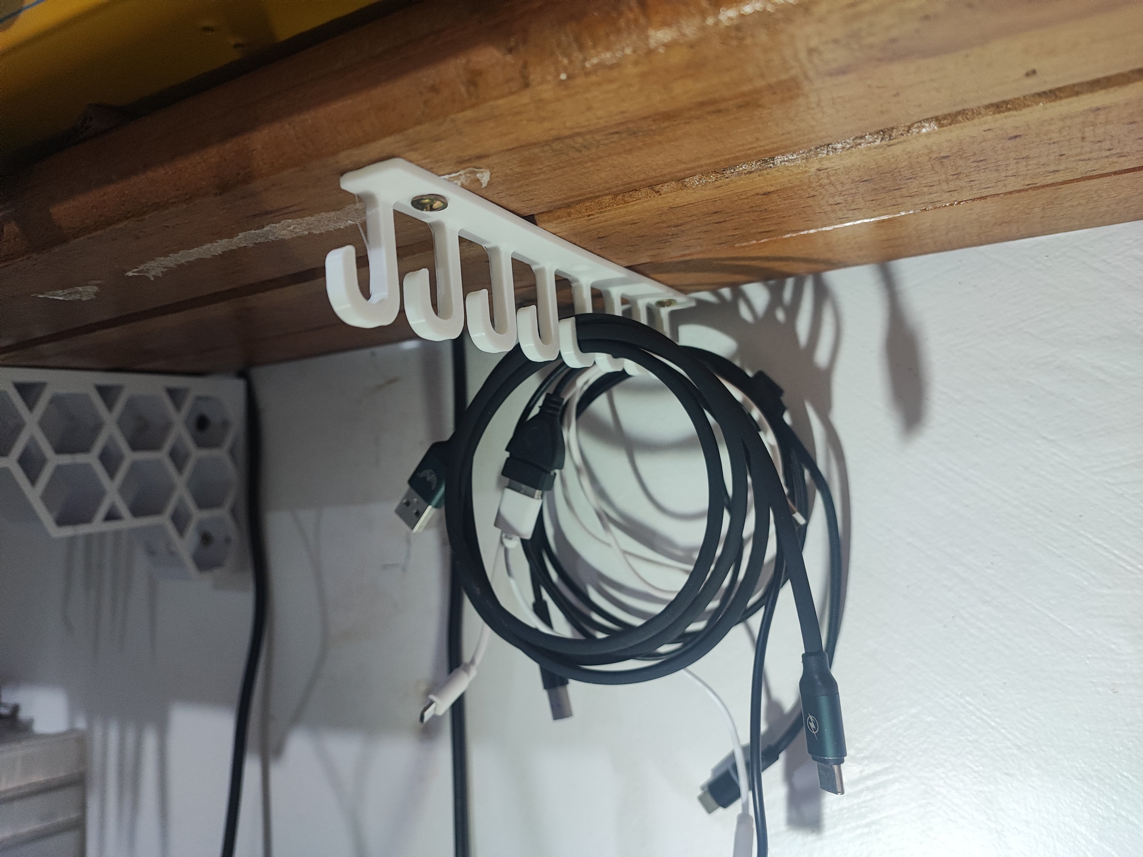 Sous étagère supports de câble / crochets