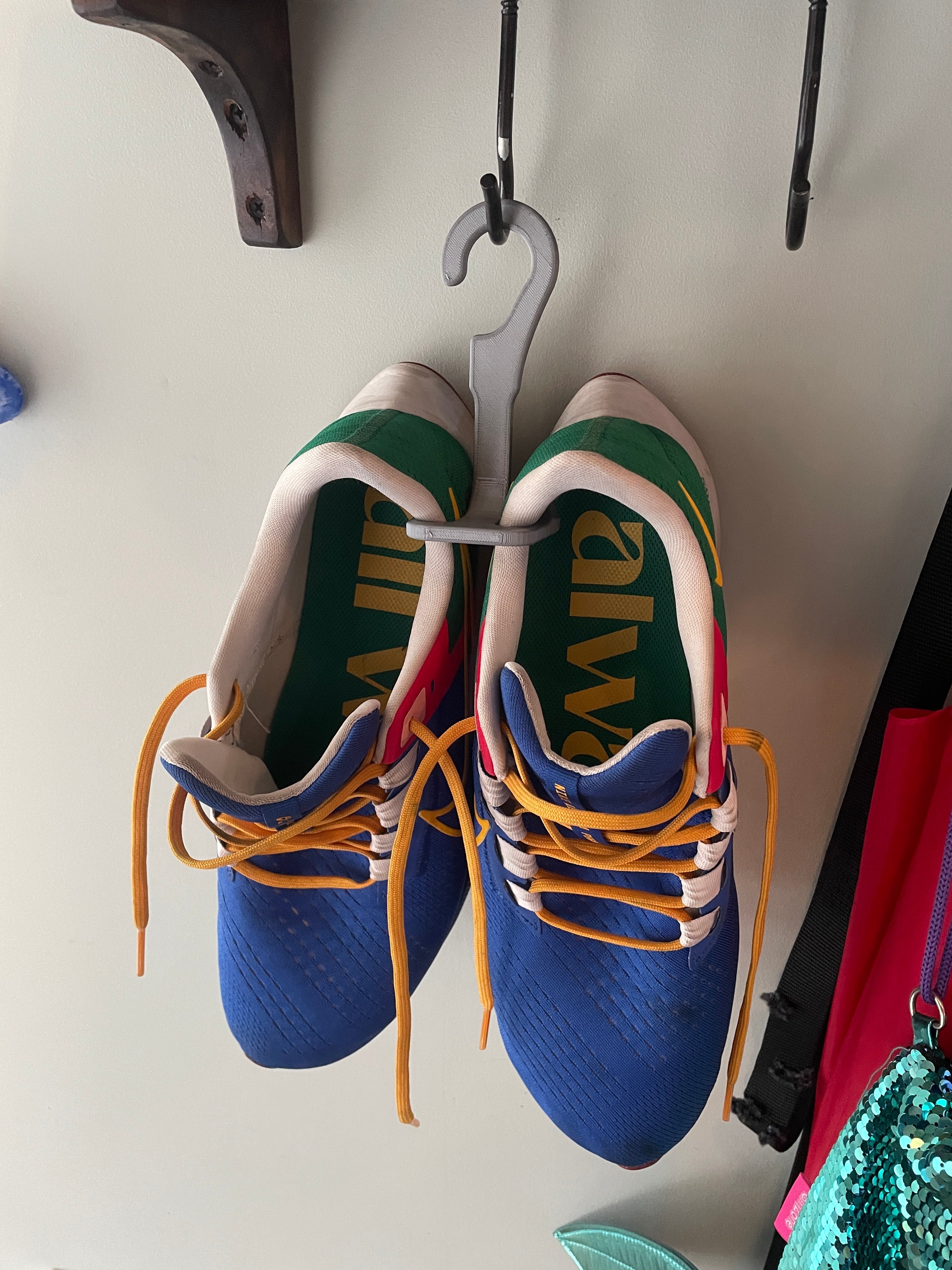 Cintre pour baskets/chaussures - Rangement élégant et pratique